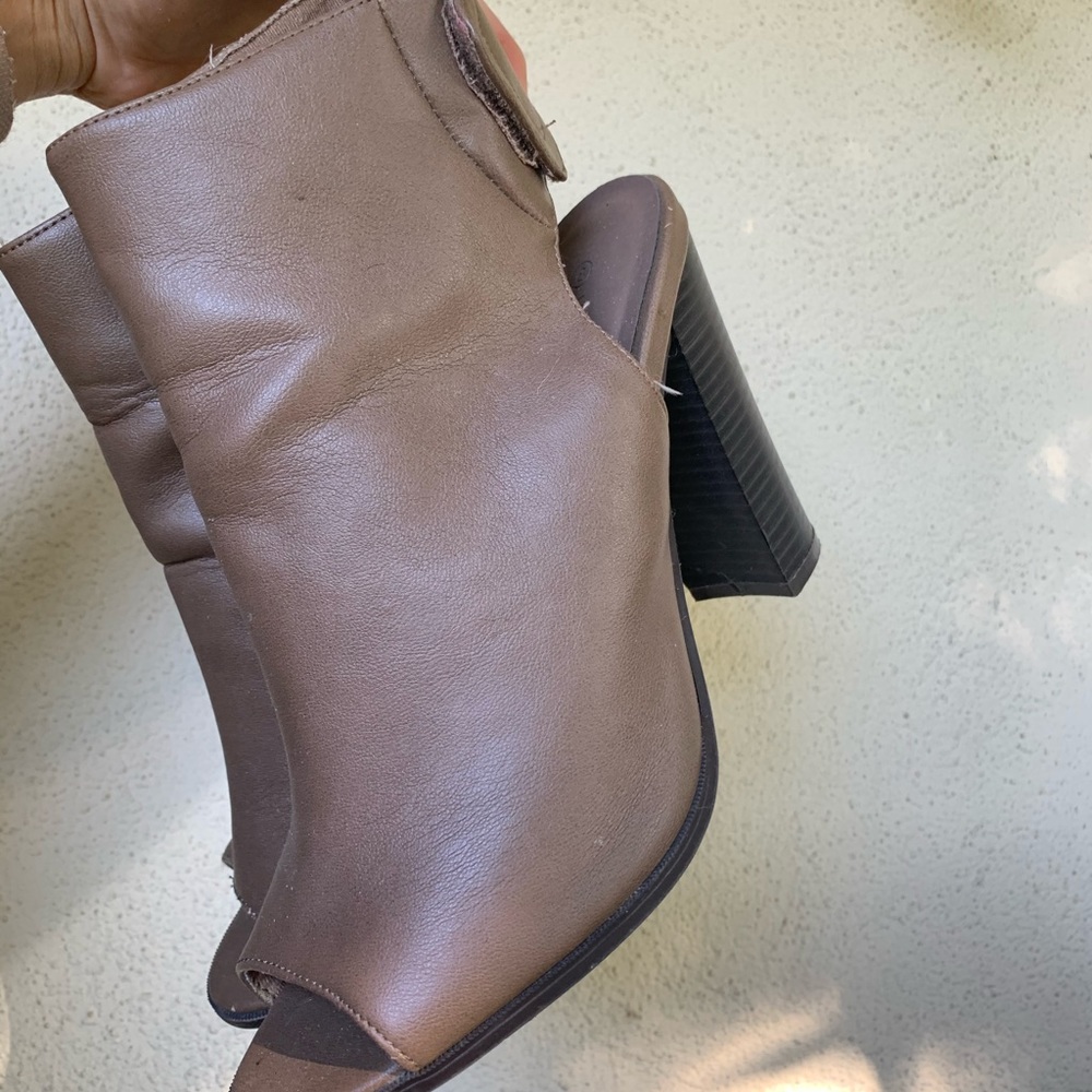 heels!